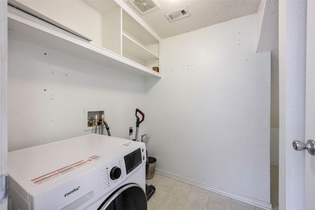 1716 Creekway Drive, Lewisville, TX 75067