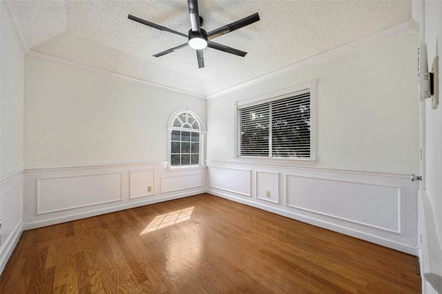 1716 Creekway Drive, Lewisville, TX 75067