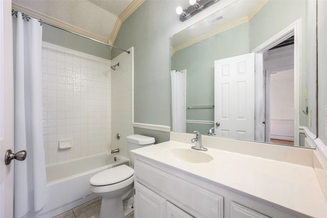 1716 Creekway Drive, Lewisville, TX 75067