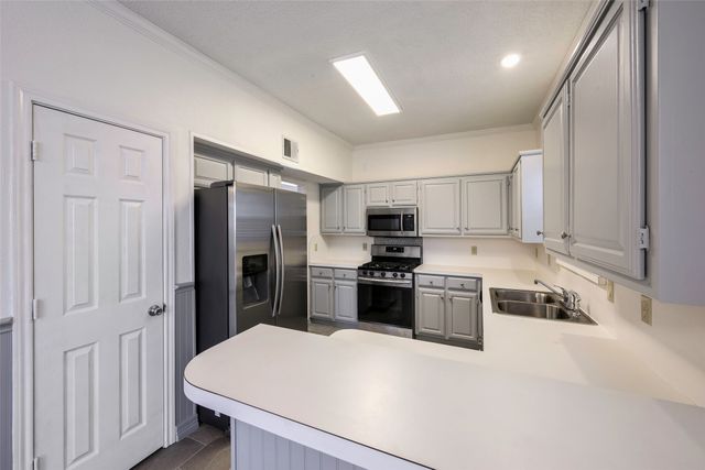 1716 Creekway Drive, Lewisville, TX 75067