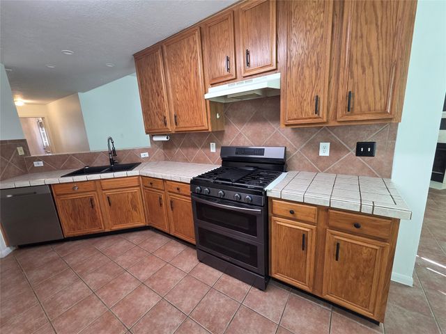 21463 Palace Pines Drive, Kingwood, TX 77339