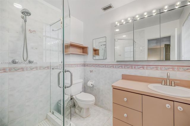 866 NE 99th St, Miami Shores, FL 33138