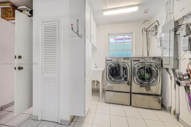 866 NE 99th St, Miami Shores, FL 33138