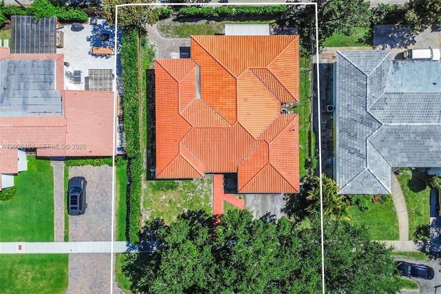 866 NE 99th St, Miami Shores, FL 33138