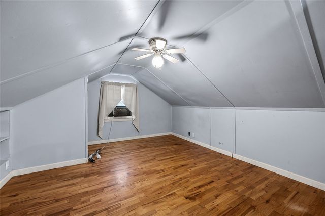 1300 English Boulevard, Marion, IA 52302