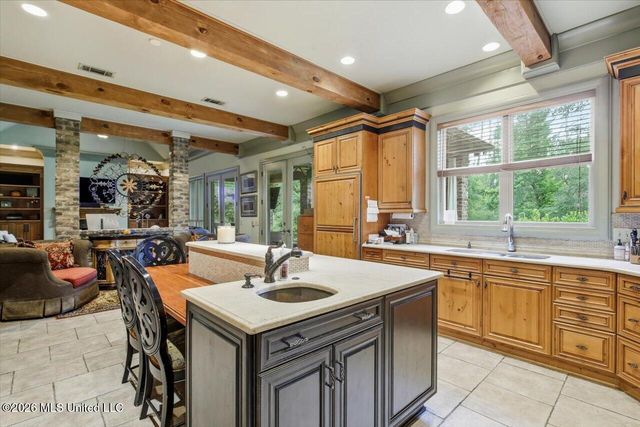 385 Kingsbridge Road, Madison, MS 39110