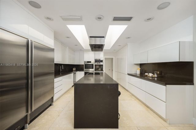 9000 Arvida Dr, Coral Gables, FL 33156