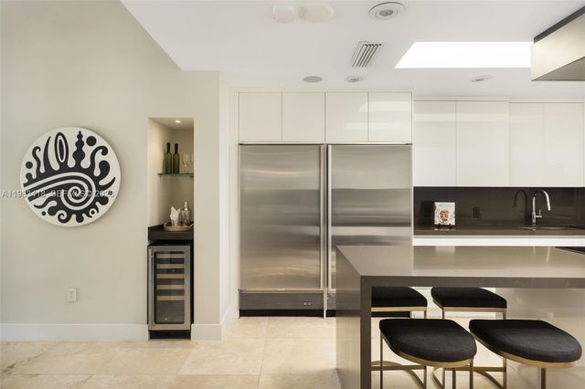 9000 Arvida Dr, Coral Gables, FL 33156