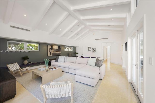 9000 Arvida Dr, Coral Gables, FL 33156