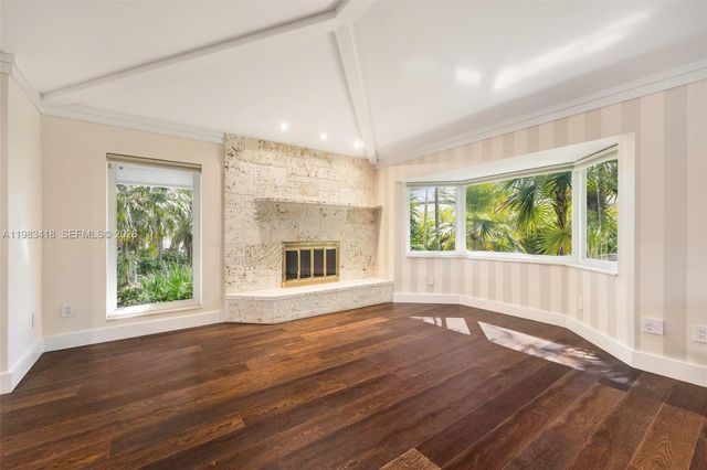 9000 Arvida Dr, Coral Gables, FL 33156