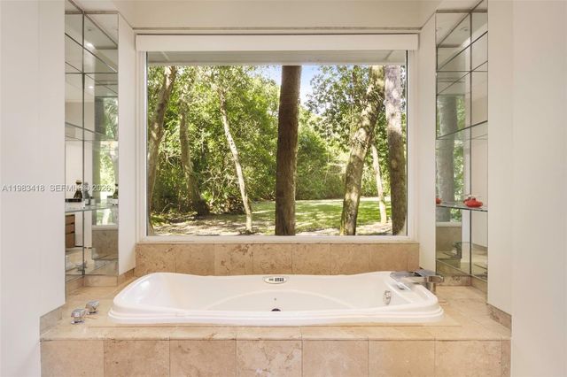 9000 Arvida Dr, Coral Gables, FL 33156