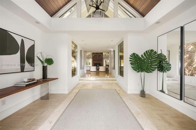 9000 Arvida Dr, Coral Gables, FL 33156