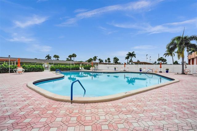 2592 E Dudley Dr Drive E A, West Palm Beach, FL 33415