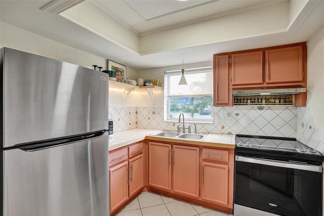 2592 E Dudley Dr Drive E A, West Palm Beach, FL 33415