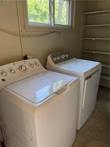 215 W Jefferson Street, Siloam Springs, AR 72761
