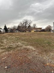 3526 E FORT UNION BVD BLVD, Cottonwood Heights, UT 84121