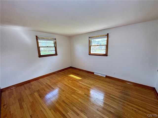 307 Pleasant Drive, Manlius, NY 13057