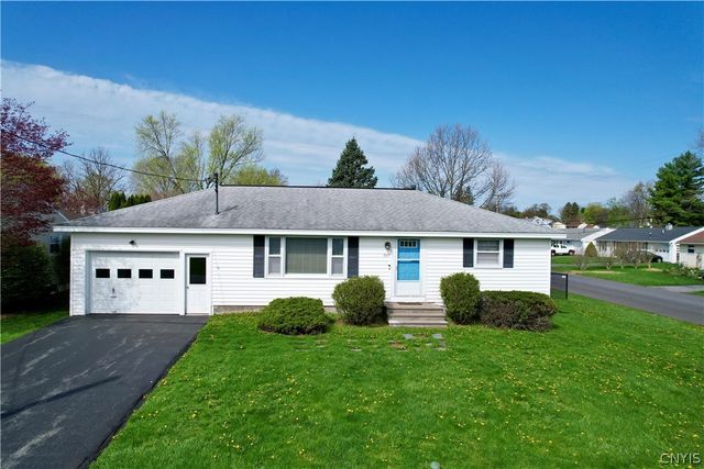 307 Pleasant Drive, Manlius, NY 13057
