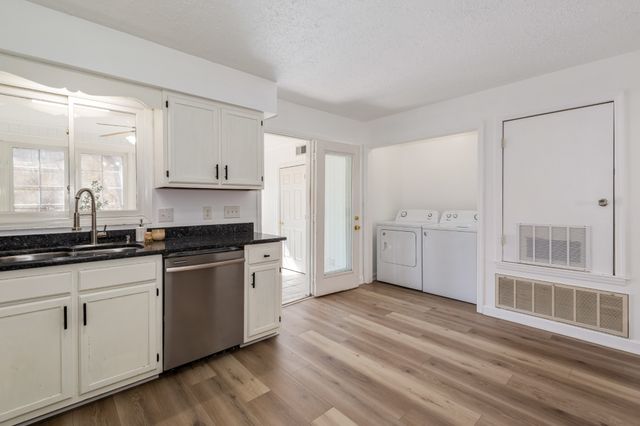 513 Williamsburg Dr, Nashville, TN 37214