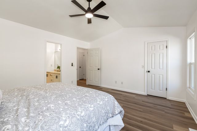 513 Williamsburg Dr, Nashville, TN 37214