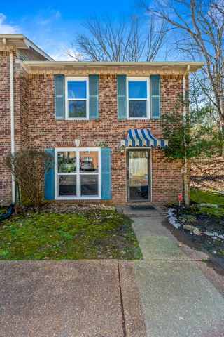 513 Williamsburg Dr, Nashville, TN 37214