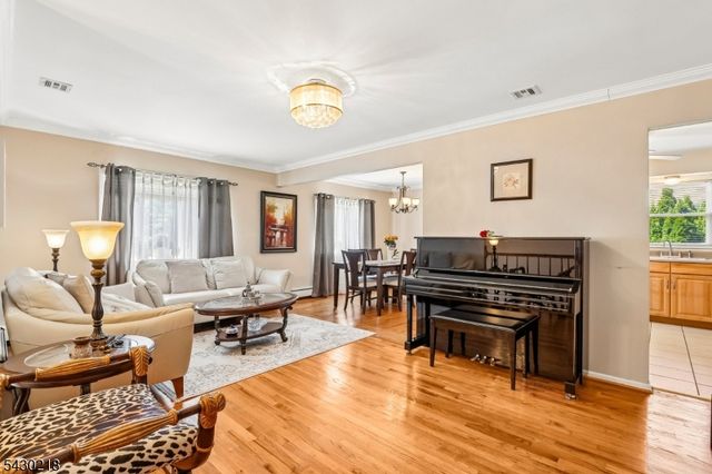 718 New Dover Rd, Edison Twp., NJ 08820