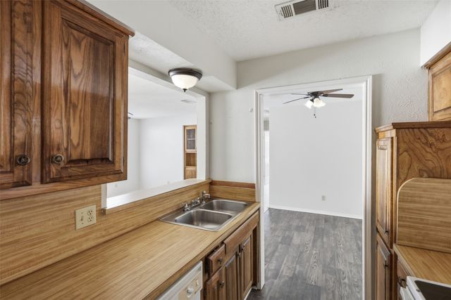413 Gabe Court, Denton, TX 76207