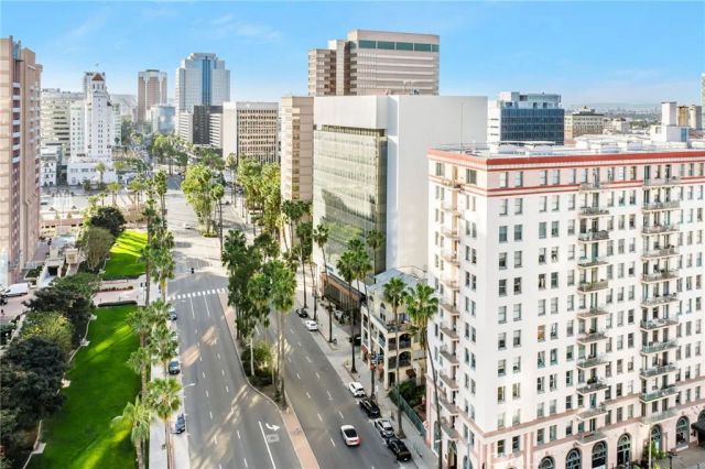 425 E Ocean Boulevard 320, Long Beach, CA 90802