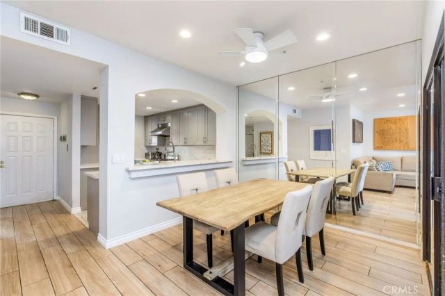 425 E Ocean Boulevard 320, Long Beach, CA 90802