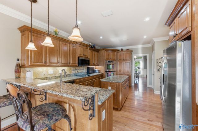 458 Natures Way SW, Huntsville, AL 35824