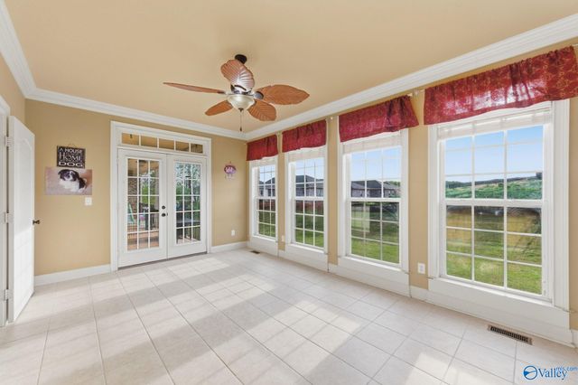 458 Natures Way SW, Huntsville, AL 35824