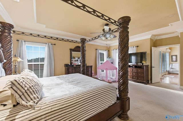 458 Natures Way SW, Huntsville, AL 35824