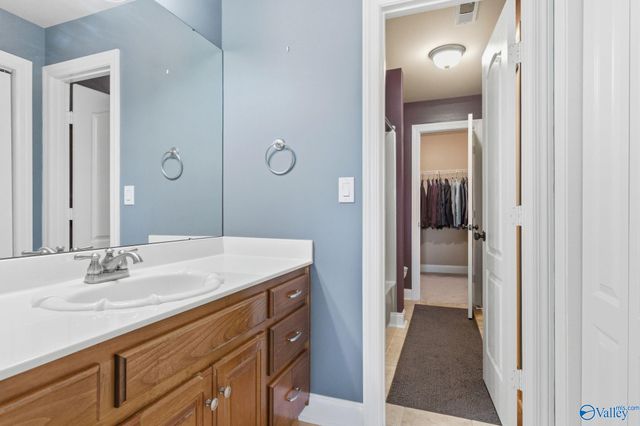 458 Natures Way SW, Huntsville, AL 35824