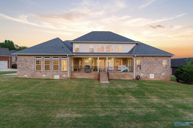 458 Natures Way SW, Huntsville, AL 35824