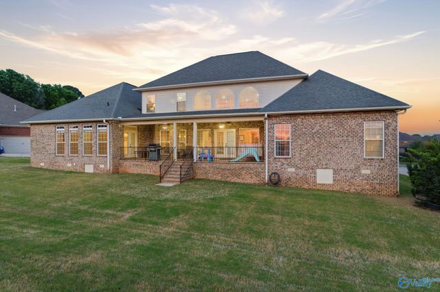 458 Natures Way SW, Huntsville, AL 35824