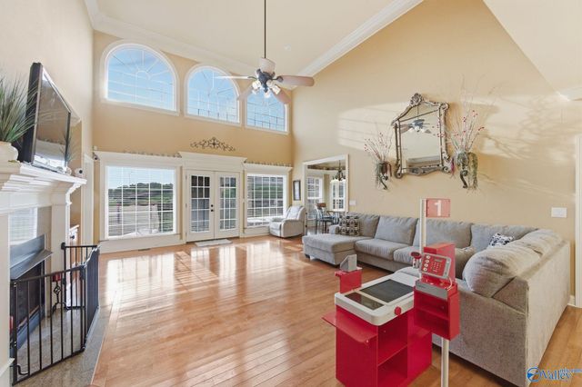 458 Natures Way SW, Huntsville, AL 35824