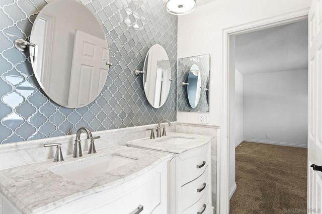 22564 Inspiration Pt, Canyon Lake, CA 92587