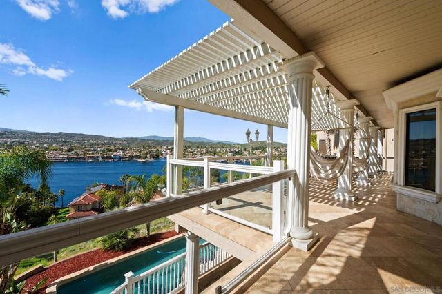 22564 Inspiration Pt, Canyon Lake, CA 92587