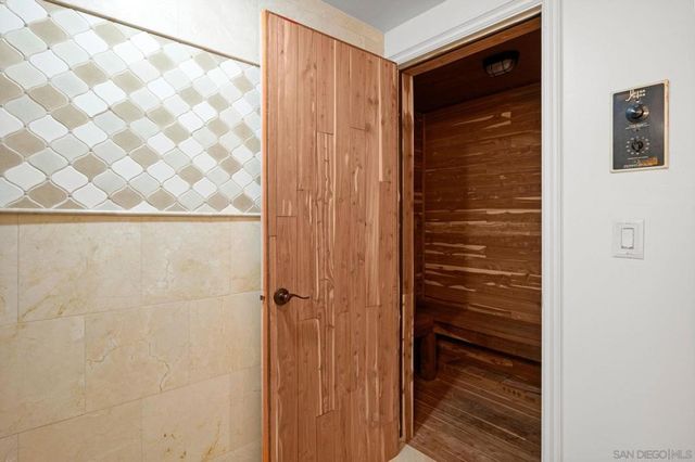 22564 Inspiration Pt, Canyon Lake, CA 92587