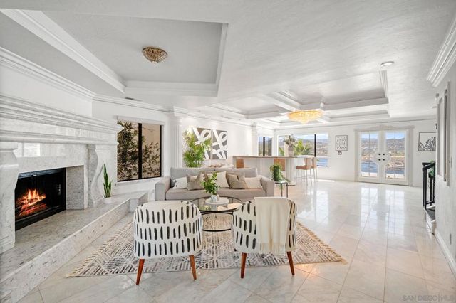 22564 Inspiration Pt, Canyon Lake, CA 92587