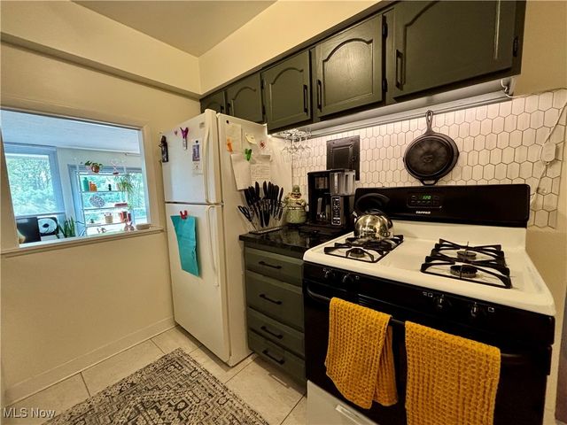 12900 Lake Avenue 418, Lakewood, OH 44107