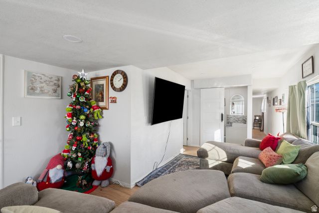 313 E VAGABOND DR, Murray, UT 84107