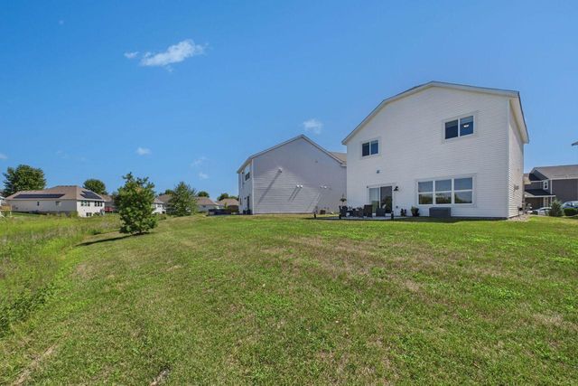 6756 101st Street S, Cottage Grove, MN 55016