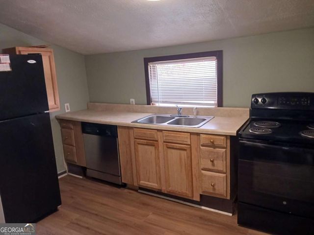 5549 Highway 42, Ellenwood, GA 30294