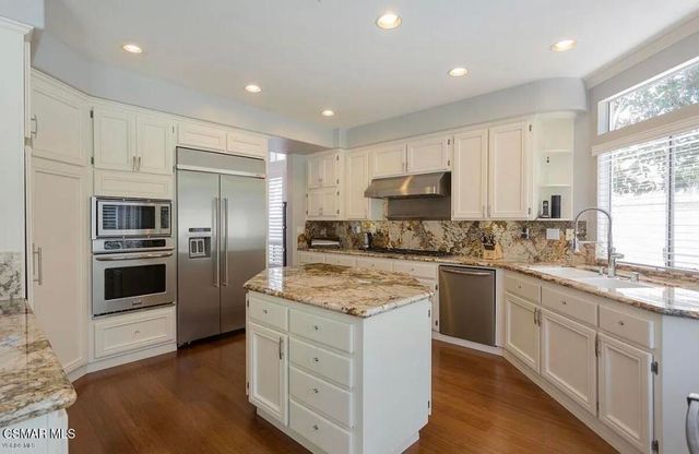 630 Windswept Place, Simi Valley, CA 93065