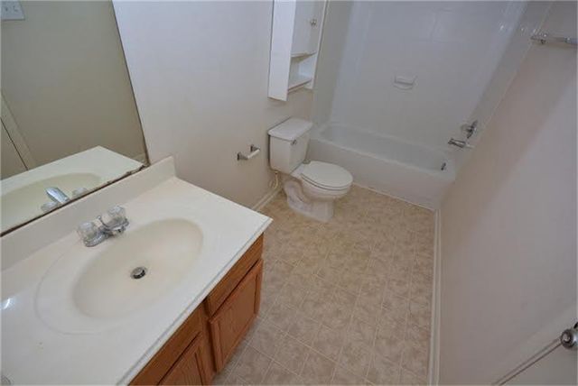 8106 Arrington Forest Lane, Humble, TX 77338