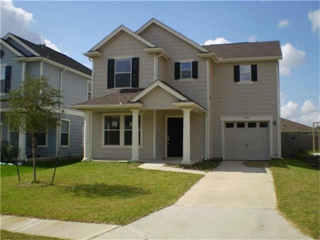 8106 Arrington Forest Lane, Humble, TX 77338