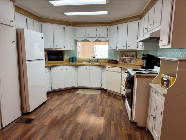 82199 F STREET N 199, Pinellas Park, FL 33781