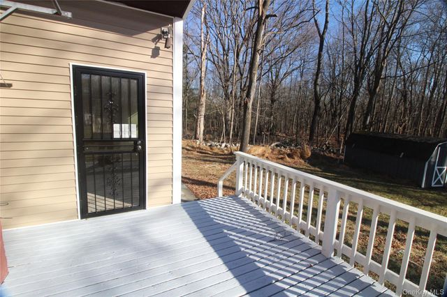 11 Terwilliger Lane, Pine Bush, NY 12566