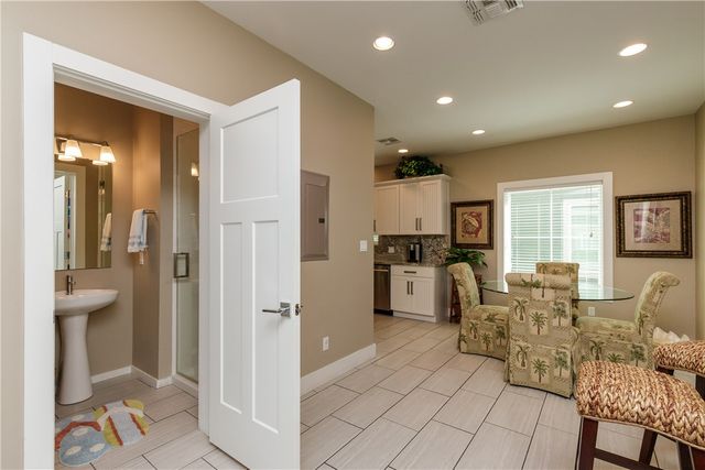 14305 Kemps Way, Corpus Christi, TX 78418